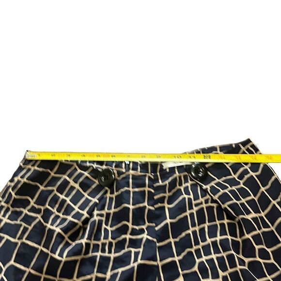 Papaya size 8 short - Picture 5 of 8